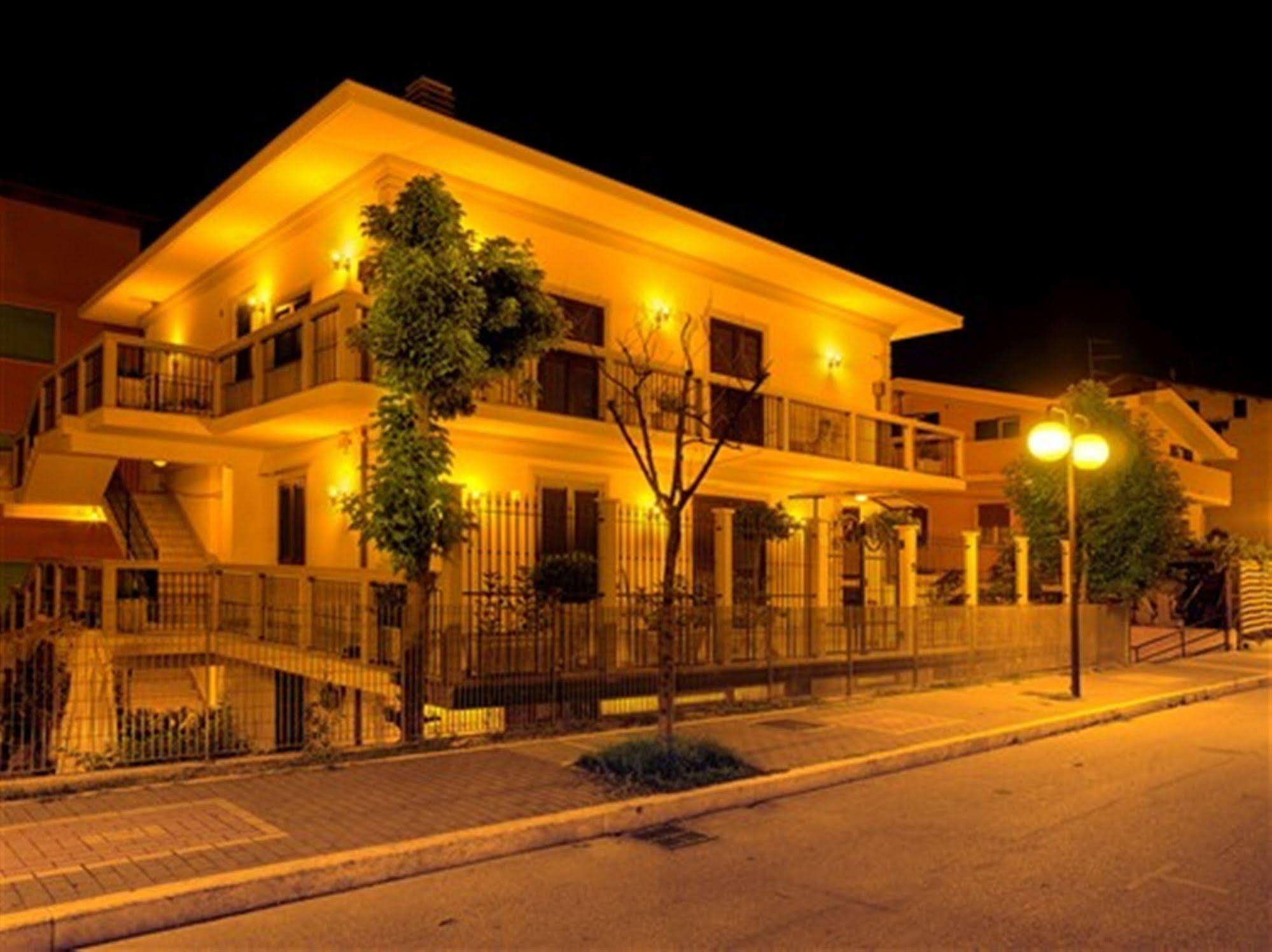 Montesilvano Marina Villa Grace Tombolato المظهر الخارجي الصورة